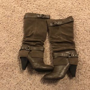 Cute Boots by Fergie!